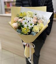 Букет цветов из:  Альстромерии, Розы и Хризантемы #REPLACE_PRED# Стреглово